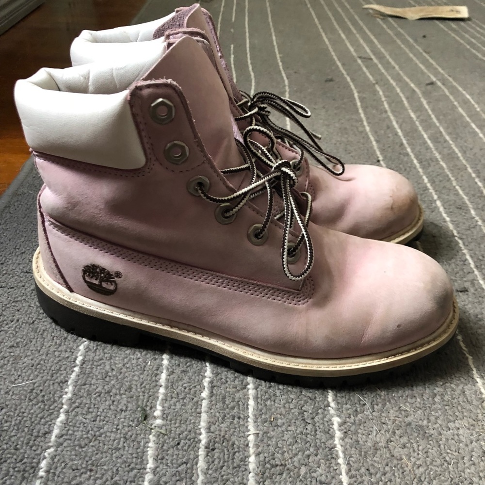Pink timberlins
